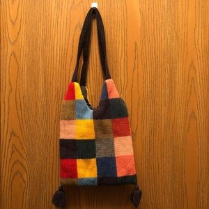 Knit shoulder bag